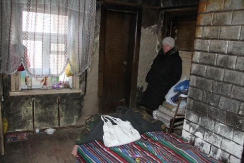 Жительница г. Барановичи живет в сгоревшем доме, или Как погорельцу получить социальное жилье?