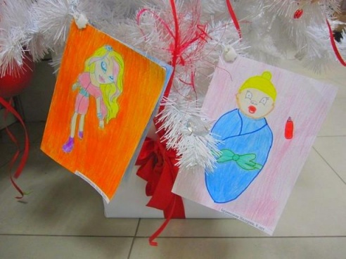 В Барановичах открылась ежегодная Елка желаний