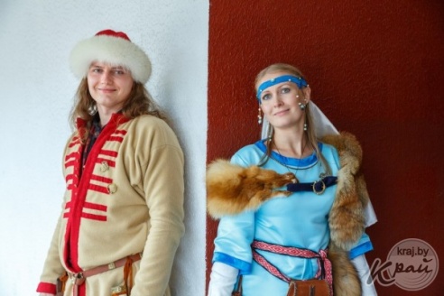 На Вілейшчыне маладыя згулялі вяселле ў сярэдневяковым стылі (ФОТА і ВІДЭА)