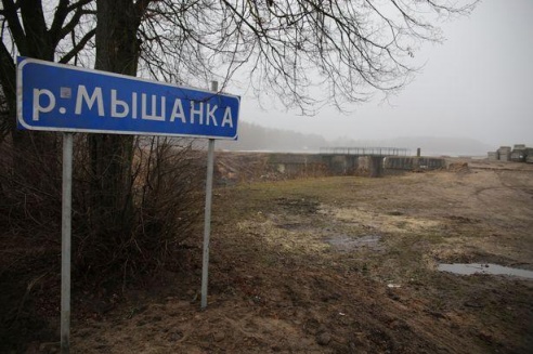 На водохранилище Мышанка Барановичского района началась реконструкция дамбы