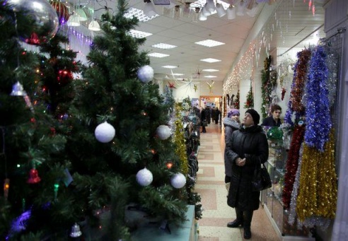 Новогодняя торговля в Барановичах