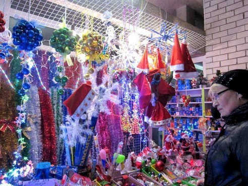 Новогодняя торговля в Барановичах