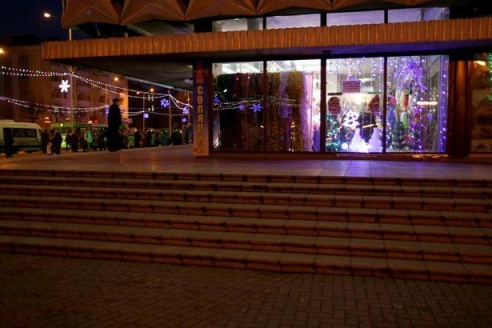 Новогодняя торговля в Барановичах