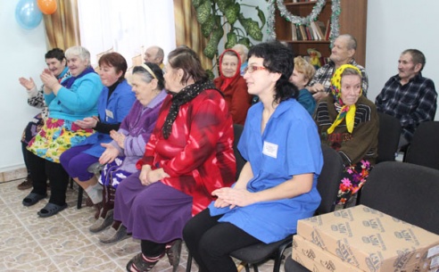 В Лиозненском районе стартовала эстафета рождественских чудес