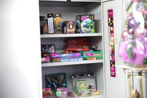 Барановичский ГРОЧС совершил рейд по местам продажи пиротехники