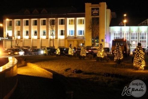 ФОТОРЕПОРТАЖ: Как выглядит ночная предновогодняя Вилейка