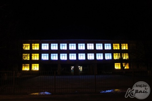 ФОТОРЕПОРТАЖ: Как выглядит ночная предновогодняя Вилейка