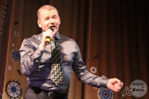 Юмористическое шоу «Ирония судьбы, или С легким паром» прошло в Вилейке с аншлагом (ФОТО)