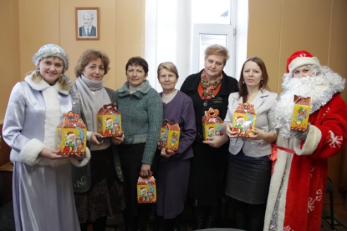 «Кобрынскі веснік» поздравляет всех с Новым годом и Рождеством!