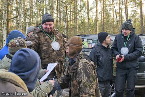 Под Речицей прошли соревнования по GPS-ориентированию «Черное Трофи» в поддержку детей-сирот (фото)