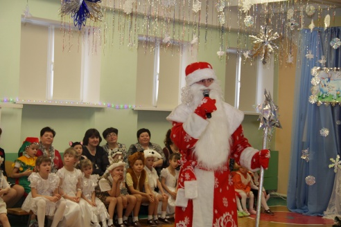 В Кобринском детском доме состоялся новогодний утренник