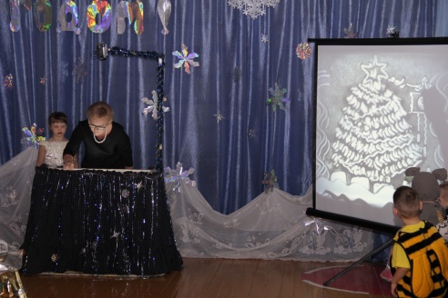В Кобринском детском доме состоялся новогодний утренник