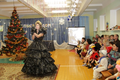В Кобринском детском доме состоялся новогодний утренник