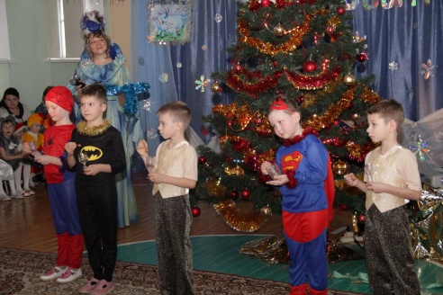 В Кобринском детском доме состоялся новогодний утренник