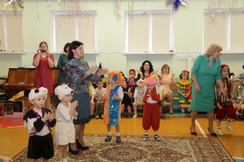 В Кобринском детском доме состоялся новогодний утренник