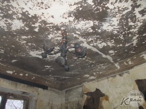 В Вилейке мужчина закурил и прилег отдохнуть – квартира едва не сгорела (ФОТО)