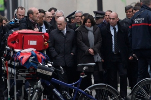 В редакции парижского журнала Charlie Hebdo убиты известные карикатуристы Франции (ФОТО)