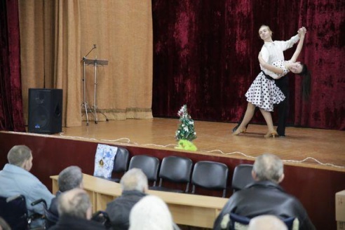 Intex-press провела благотворительную акцию для жителей Леснянского дома-интерната