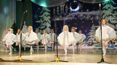 «Снежная каралева» захапіла дзяцей і дарослых (+ ФОТА)