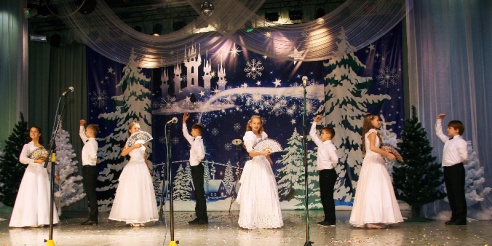 «Снежная каралева» захапіла дзяцей і дарослых (+ ФОТА)