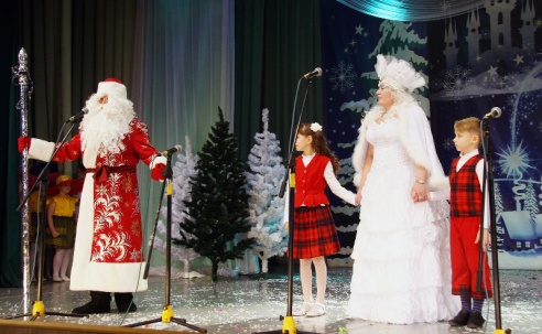 «Снежная каралева» захапіла дзяцей і дарослых (+ ФОТА)