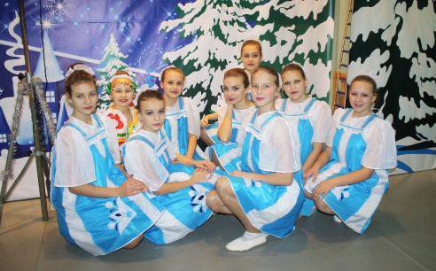 «Снежная каралева» захапіла дзяцей і дарослых (+ ФОТА)