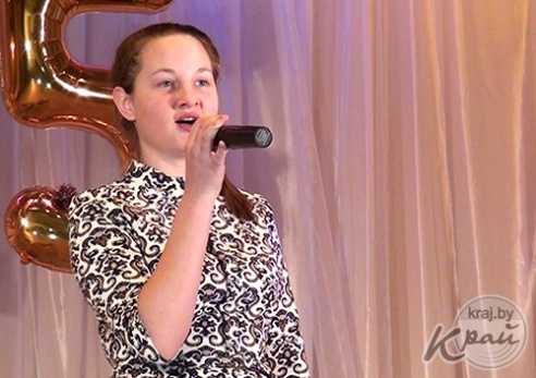 ФОТО- и ВИДЕОРЕПОРТАЖ : Как в Городском доме культуры Глубокого 13 января прошел рождественский концерт