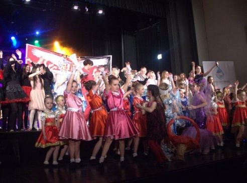 Барановичские творческие коллективы вернулись с наградами из Польши