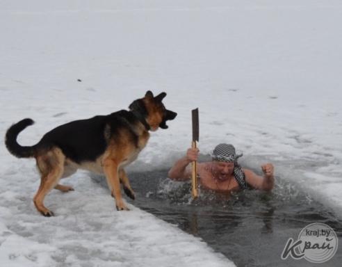 Как директор Вилейского государственного колледжа занимается моржеванием (ФОТО)