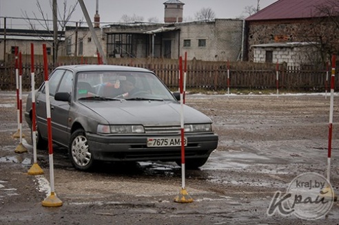 Иван Алексин из Глубокского района прошел все испытания по фигурному вождению за 1 минуту 39 секунд (ФОТО, ВИДЕО)