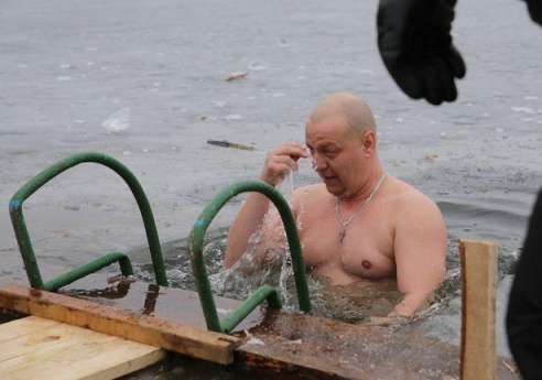 ФОТОФАКТ: Крещенские купания в Барановичах