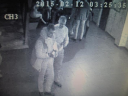 Барановичский ГОВД разыскивает мужчин, укравших в ночном клубе телефон