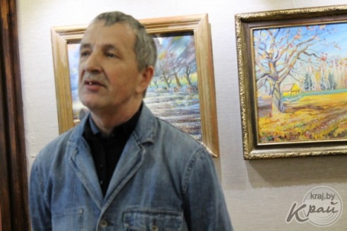 Художники оставили на память маленьким вилейчанам их портреты, которые написали во время мастер-класса (ФОТО)