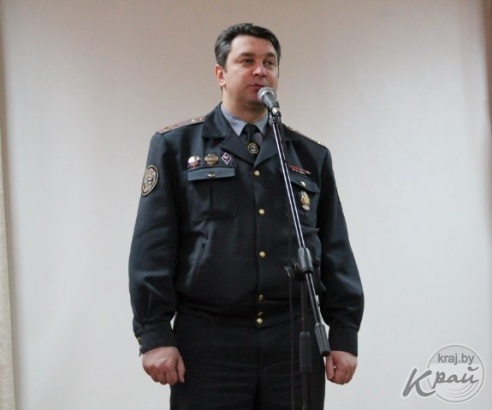 Воспитанникам Вилейской школы-интерната милиционеры подарили спортивный инвентарь (ФОТО)