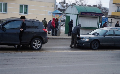 Столкнулись три авто