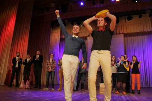 В большом зале Кобринского Дворца культуры состоялся Кубок чемпионов открытой Кобринской лиги КВН.