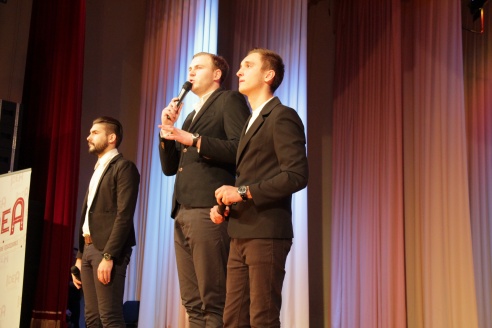 В большом зале Кобринского Дворца культуры состоялся Кубок чемпионов открытой Кобринской лиги КВН.