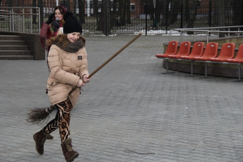 В Кобрине встречают Масленицу