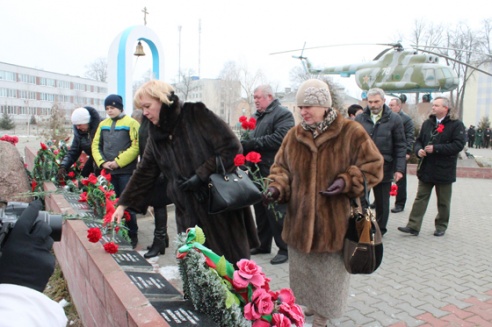 В Кобрине прошёл митинг, посвящённый Дню памяти воинов-интернационалистов
