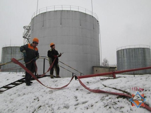 В Барановичах на железной дороге «потушили» резервуар с топливом