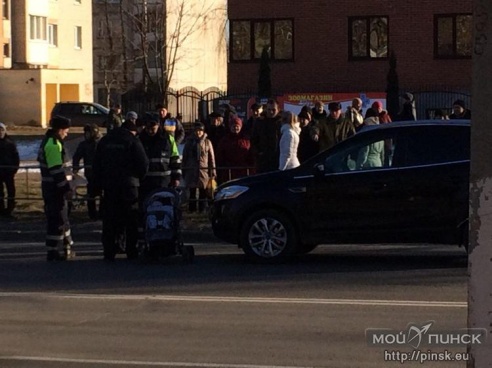 ДТП на пешеходном переходе у магазина «Алми» (добавлено видео)