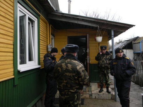 В Барановичах в результате взрыва пострадал 30-летний мужчина, «варивший» в кастрюле боеприпасы