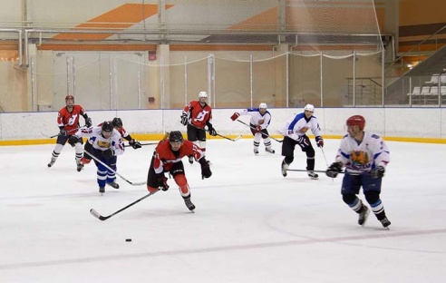 Горкам остается ждать ответной игры