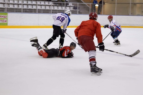 Горкам остается ждать ответной игры