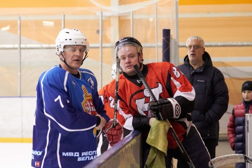 Горкам остается ждать ответной игры