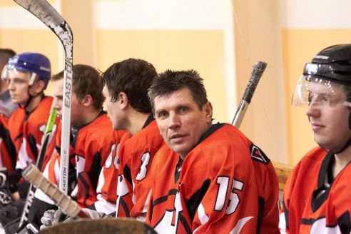 Горкам остается ждать ответной игры