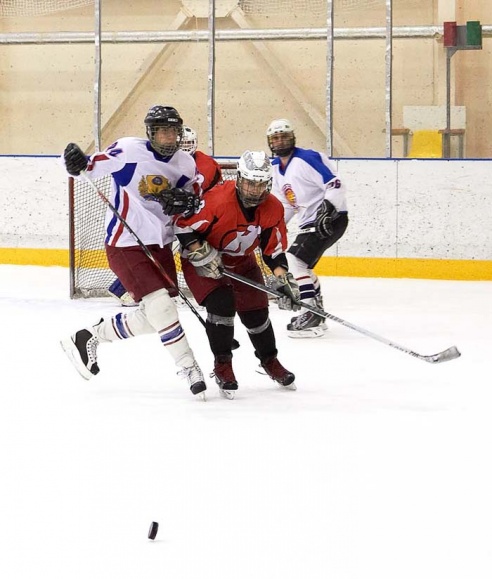 Горкам остается ждать ответной игры