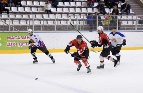 Горкам остается ждать ответной игры