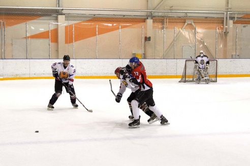 Горкам остается ждать ответной игры