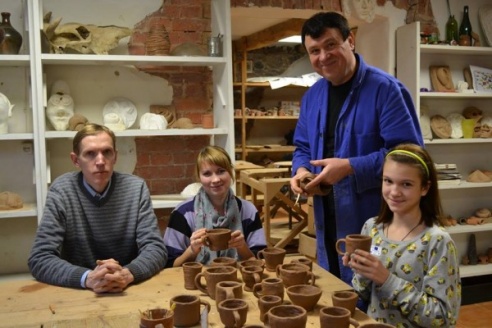 Книжку-раскраску «Глубокие люди в Глубоком и Лудзе» выпустили в рамках белорусско-литовского сотрудничества (ФОТО)